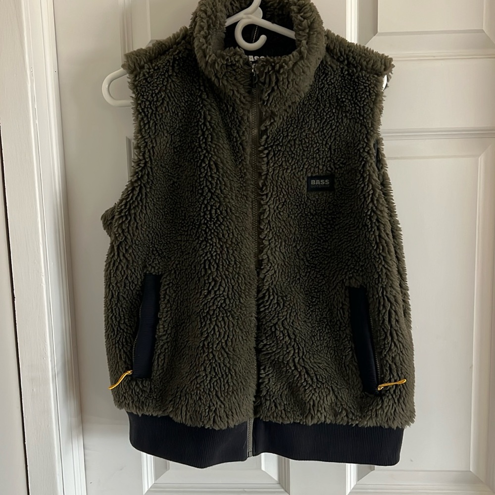 bass vest